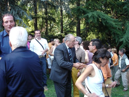 Darfo (2006)
